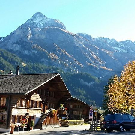 Hotel Restaurant Baren Gsteig Exterior photo