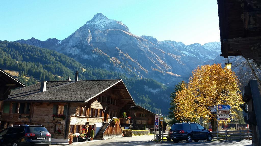 Hotel Restaurant Baren Gsteig Exterior photo